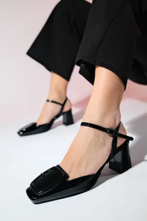LuviShoes TIENO Black Patent Leather Women