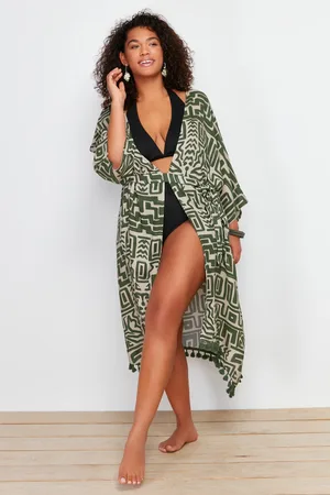 Trendyol Curve Multicolored Hem Tasseled Bat Sleeve Viscose Beach Wear Kimono & Kaftan