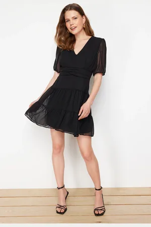 Trendyol Black Waist Opening Flounce Chiffon Lined Mini Woven Dress