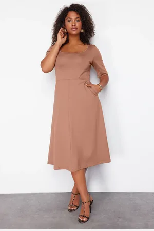Trendyol Curve Mink More Sustainable Midi Knitted Dress