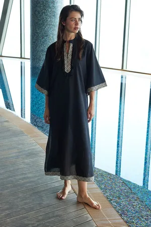 Trendyol Black Wide Fit Maxi Woven Stripe Accessory Beach Dress