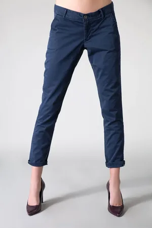 Tommy Hilfiger Tommy Jeans Pants - THDW MID RISE BASIC CHINO 4 blue