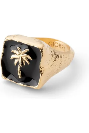 Giorre Woman