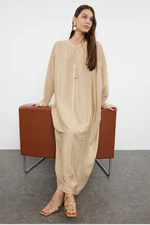 Trendyol Shiny Piping Detailed Woven Kaftan Dress with Beige Accessories