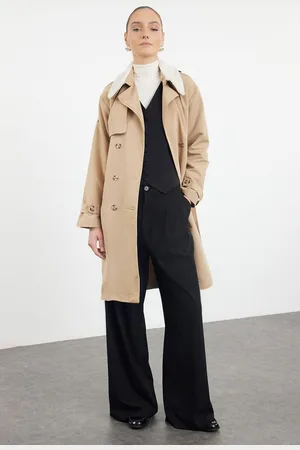 Trendyol Béžový oversized široký límec s plyšovým detailem, vodoodpudivý dlouhý trenčkot