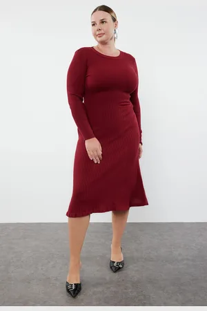 Trendyol Curve Burgundy Ribbed Crew Neck Midi Knit Dress