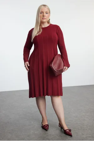 Trendyol Curve Plum Ribbed Crew Neck Plus Size & Maternity Knit Dress