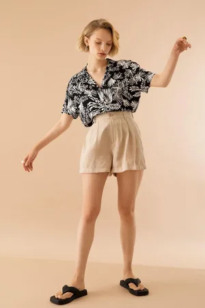DeFacto Regular Fit Normal Waist Modal Shorts