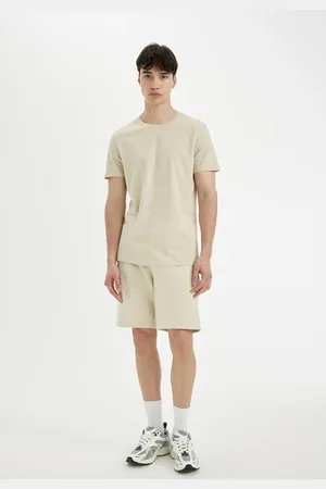 DeFacto Regular Fit Straight Leg Pocket Basic Plain Shorts