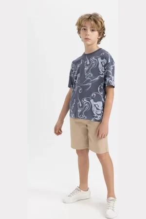 DeFacto Boy