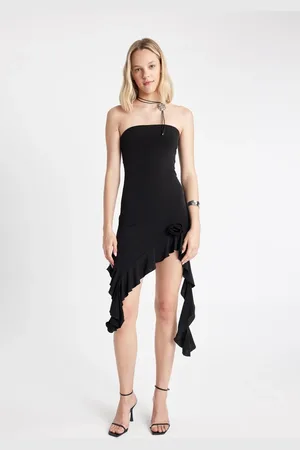 DeFacto Fitted/Fits the Body Rose Accessory Ruffle Detailed Asymmetric Cut Knitted Mini Dress