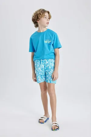 DeFacto Boy