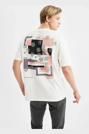 DeFacto Comfort Regular Fit Relaxed Pattern Crew Neck Back Printed Short Sleeve T-Shirt