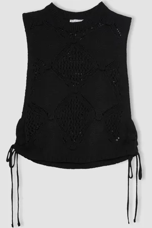 DeFacto Regular Fit Crew Neck Undershirt
