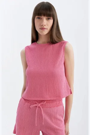 DeFacto Regular Fit Crew Neck Wrap Undershirt