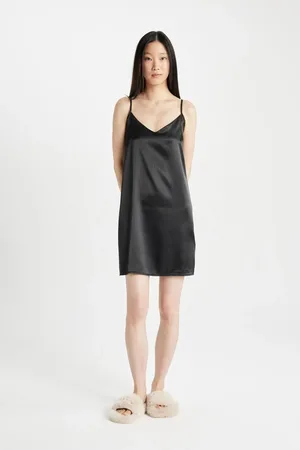 DeFacto Fall in Love Regular Fit V-Neck Satin Strap Nightgown