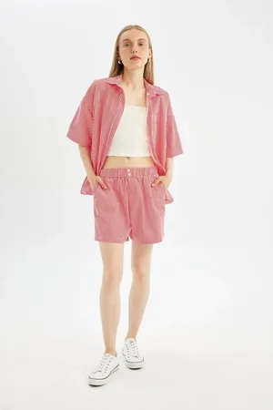 DeFacto Cool Regular Fit Normal Waist Short Leg Poplin Shorts