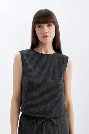 DeFacto Regular Fit Crew Neck Wrap Undershirt