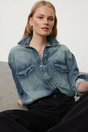 Trendyol Dark Blue Faded Effect Vintage Denim Shirt