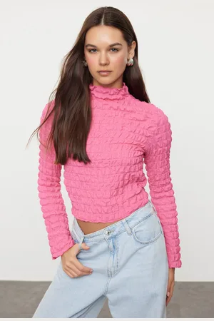 Trendyol Fuchsia Textured Fitted/Fits on the Body Standing Collar Flexible Knit