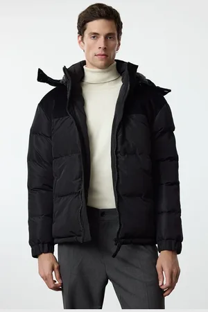 Trendyol Black Regular Fit Hooded Winter Puffer Jacket