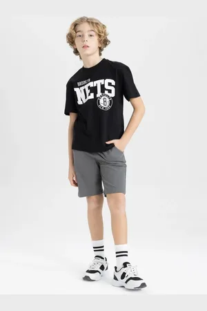 DeFacto Boy