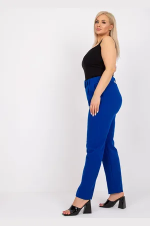 BASIC FEEL GOOD Černý základní plus size top Scarlette