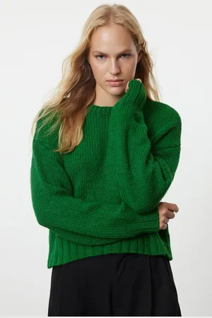 Trendyol Khaki Crop Soft Texture Wide Pattern Basic Boat Neck Knitwear Sweater