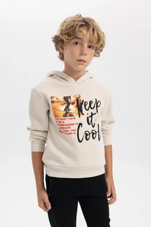 DeFacto Boy