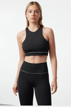 Trendyol Black Support Support/Sculpting Knitted Sports Bra