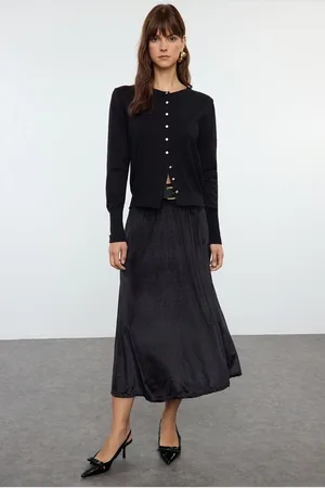 Trendyol Black Velvet Elastic Waist Flared Midi Skirt