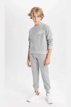 DeFacto Boy 2-Piece Set Crew Neck Printed Sweatshirt Elastic Waist Jogger Tracksuit Bottoms