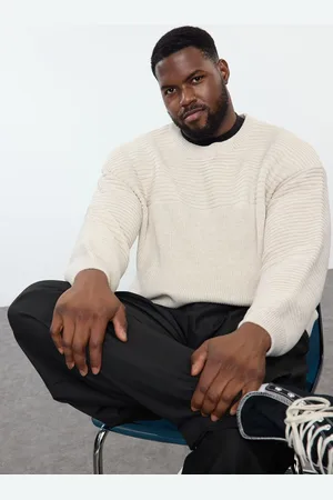 Trendyol Beige Oversize Crew Neck Textured Knitwear Plus Size Sweater