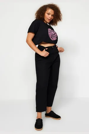 Trendyol Džíny Curve Black Mom Fit