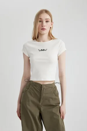 DeFacto Cool Fitted Embroidered Ribbed Camisole Short Sleeve T-Shirt