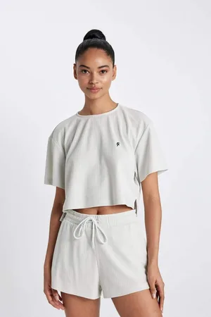 DeFacto Fit Crop Crew Neck Sports Ribbed Short Sleeve T-Shirt