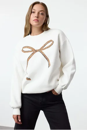 Trendyol Ecru Printed Oversize/Wide Fit Crew Neck Thick Inside Fleece Knitted Sweatshirt