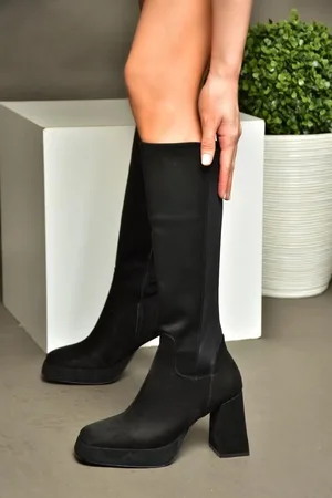 Fox R282230302 Black Suede Platform Chunky Heel Women