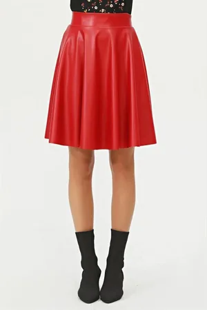 Dewberry 88854 Flared Faux Leather Skirt-RED