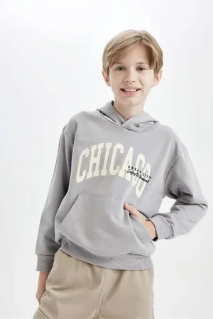 DeFacto Boy