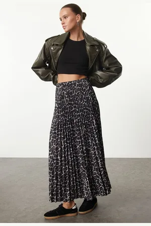 Trendyol Dark Brown Pleated Leopard Printed Stretchy Knitted Skirt