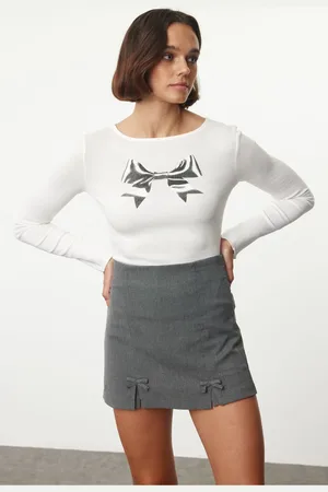 Trendyol Gray Bow Detailed Slit Mini Woven Shorts Skirt