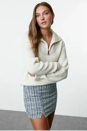 Trendyol Navy Blue Zipper and Slit Tweed Normal Waist Mini Knitted Skirt