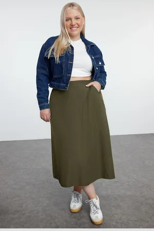 Trendyol Curve Green Maxi Zippered Elastic Back Woven Plus Size Skirt