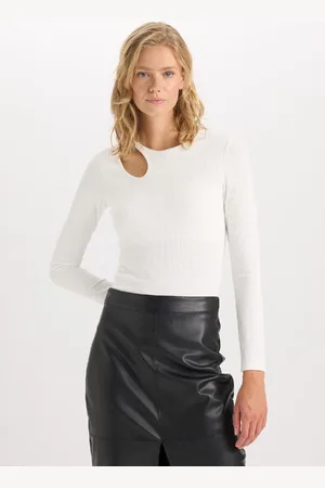 DeFacto Slim Fit Narrow Pattern Crew Neck Basic Plain Glitter Fabric Long Sleeve T-Shirt