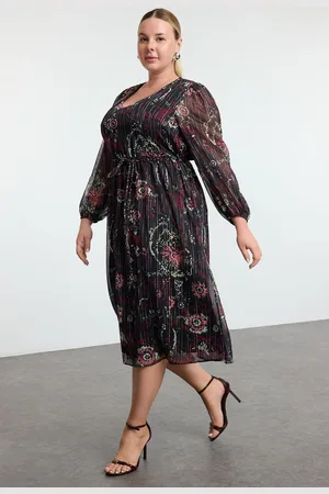 Trendyol Curve Black Floral Glitter Woven Chiffon Lined Plus Size Dress
