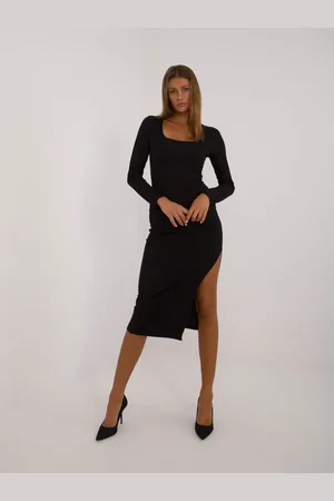 Italy Moda Černé dlouhé vypasované šaty