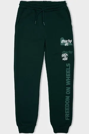 DeFacto Boy Regular Fit Thick Sweatshirt Fabric Trousers