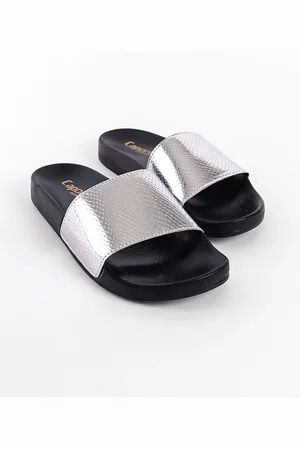 Capone Outfitters Women