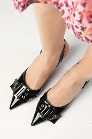 Mio Gusto Sheri Black Color Patent Leather Pointed Toe Heeled Shoes with Buckle Accessories